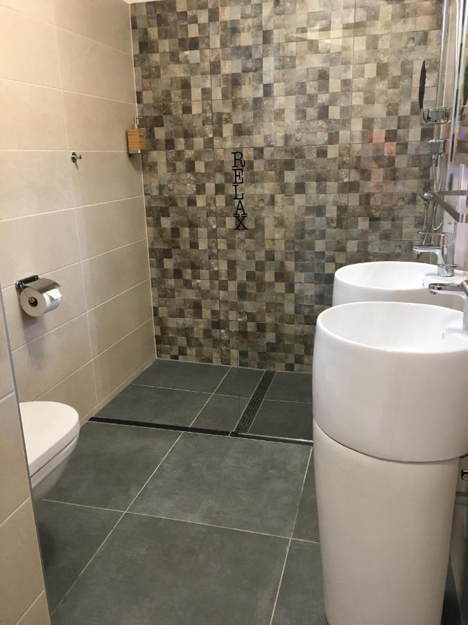B&B De Donk Brandwijk Esterno foto